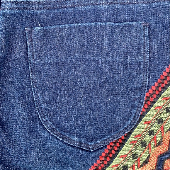 Denim Shorts with Geometric Embroidery - Picture 5 of 6